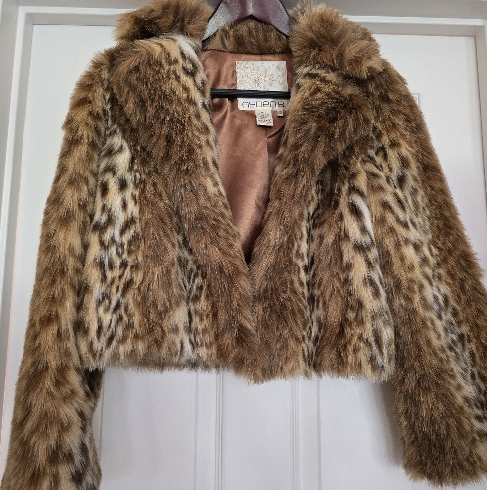 Arden B Leopard Cropped Chubby Bolero Faux Fur Jacket Coat XS